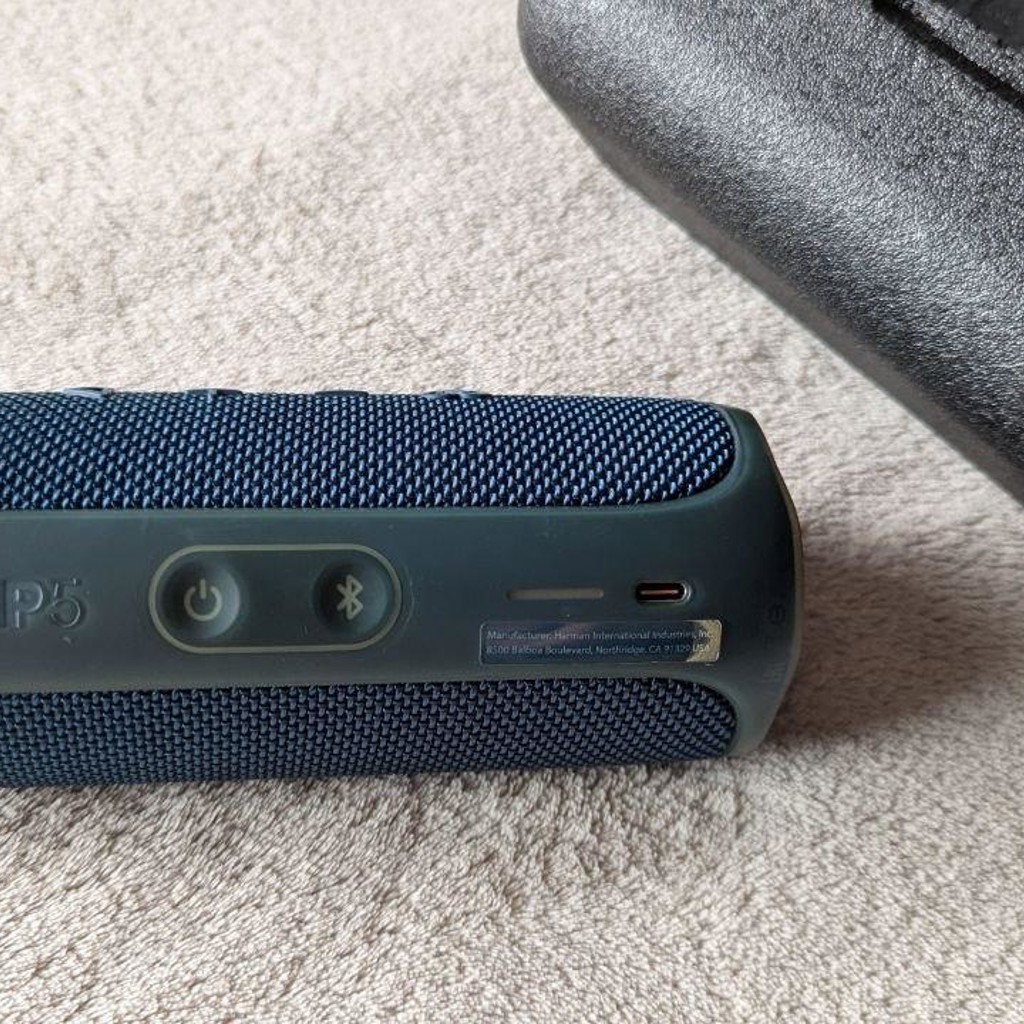 Беспроводная колонка JBL Flip 5