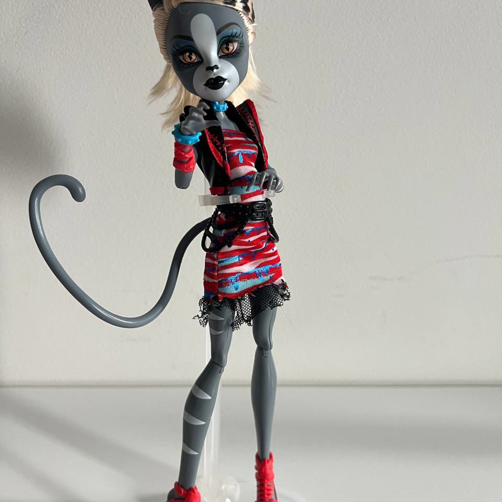Meowlody Zombie shake