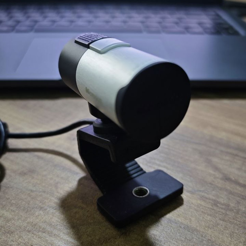 Веб-камера Microsoft LifeCam Studio