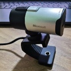 Веб-камера Microsoft LifeCam Studio - фото 2