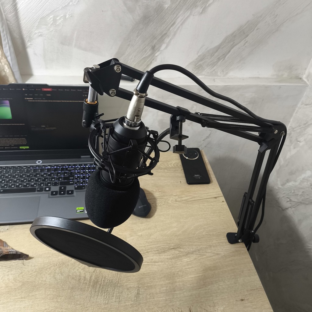 Микрофон студийный Genesis RADIUM 300 XL