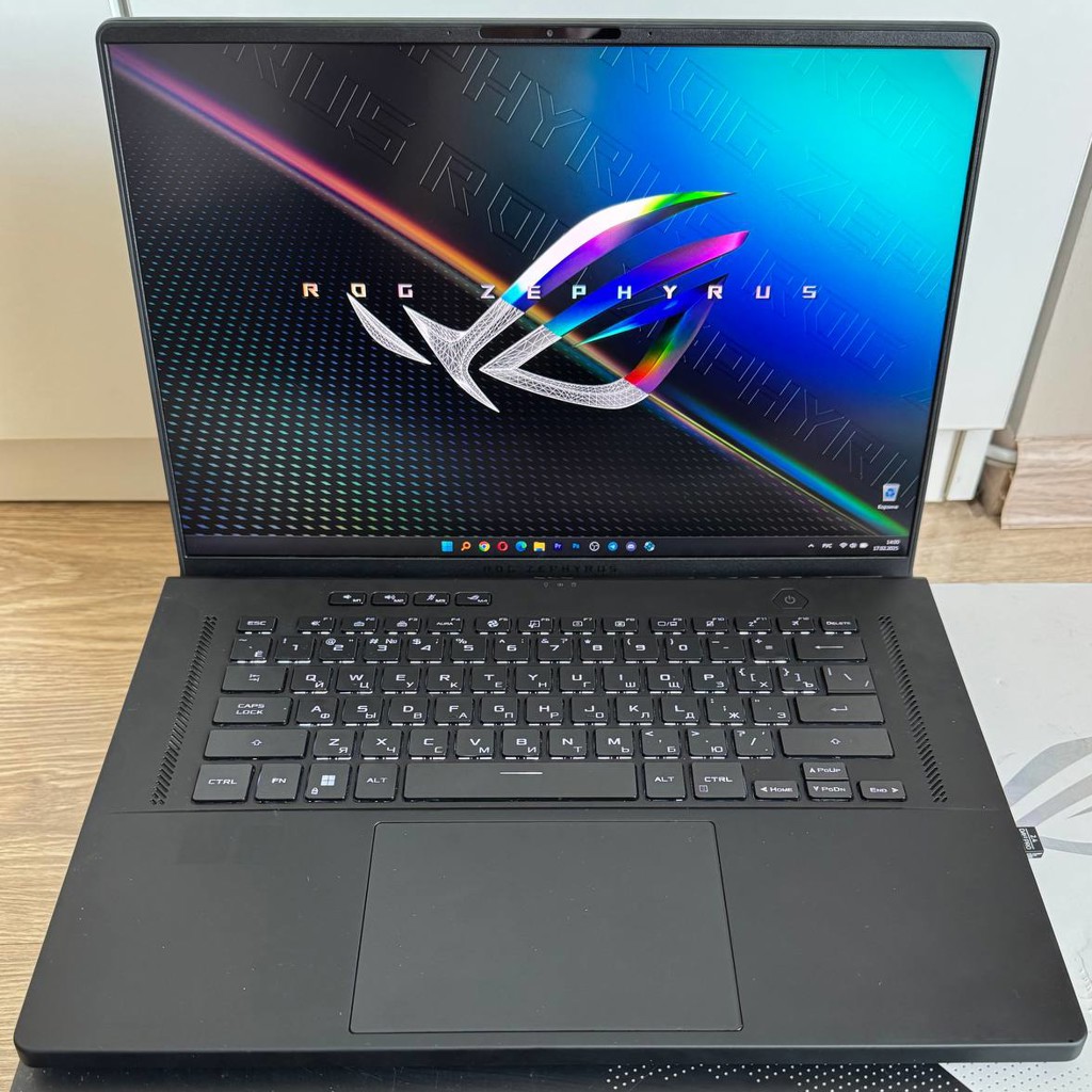 Ноутбук Asus ROG Zephyrus M16