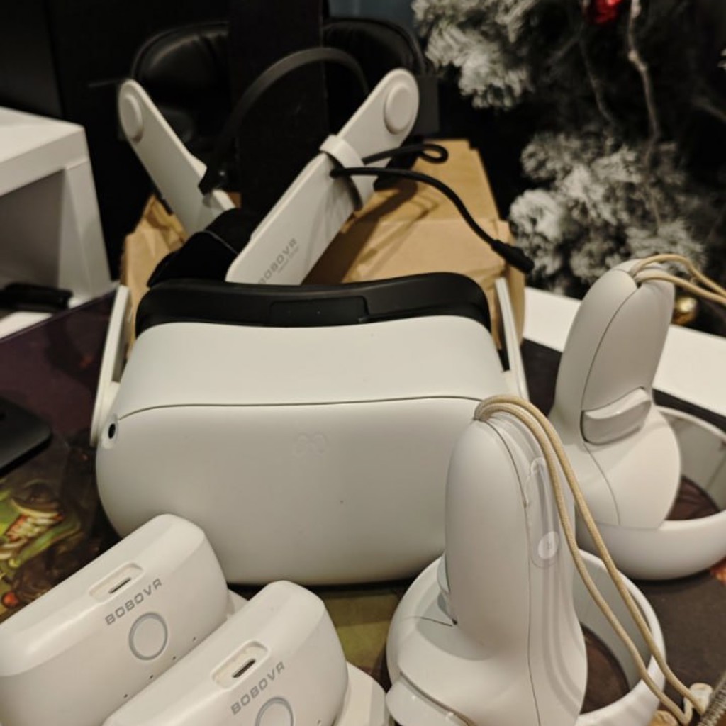 Meta Quest 2 + BOBOVR