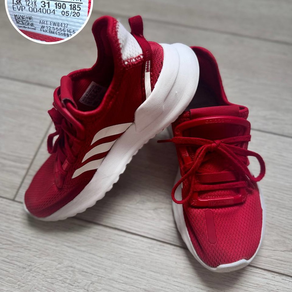 Оригинальные кроссовки adidas