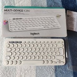 Игровое кресло Trust GXT 714W Ruya - фото 3