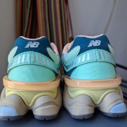 Женские кроссовки New Balance 9060 - фото 4