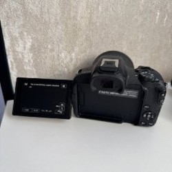 Объектив Canon RF 24mm f1.8 Macro IS STM - фото 1