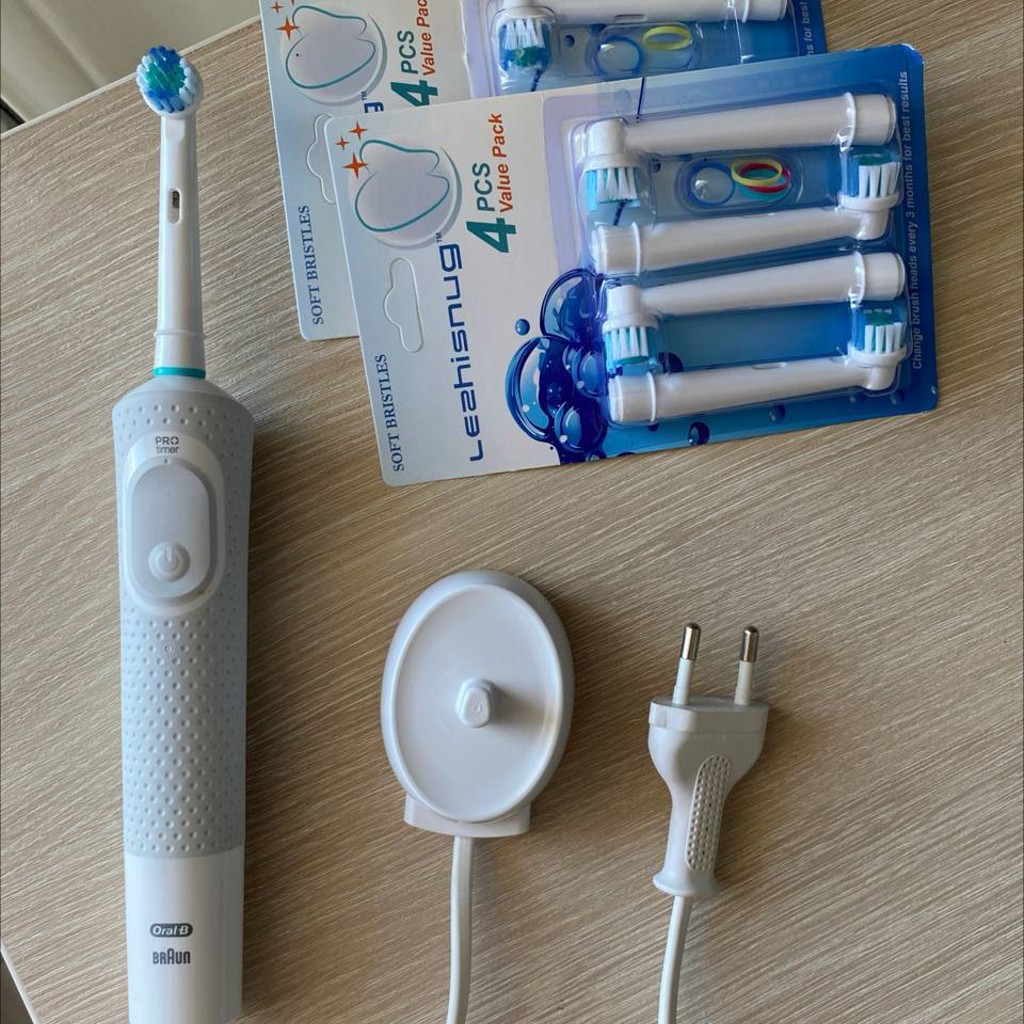 Электрическая зубная щетка Oral-b Braun