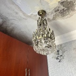 Антикварная металлическая люстра - фото 2