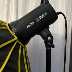 Осветитель Godox SL100 Bi - фото 1