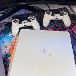PS4 Slim - фото 2