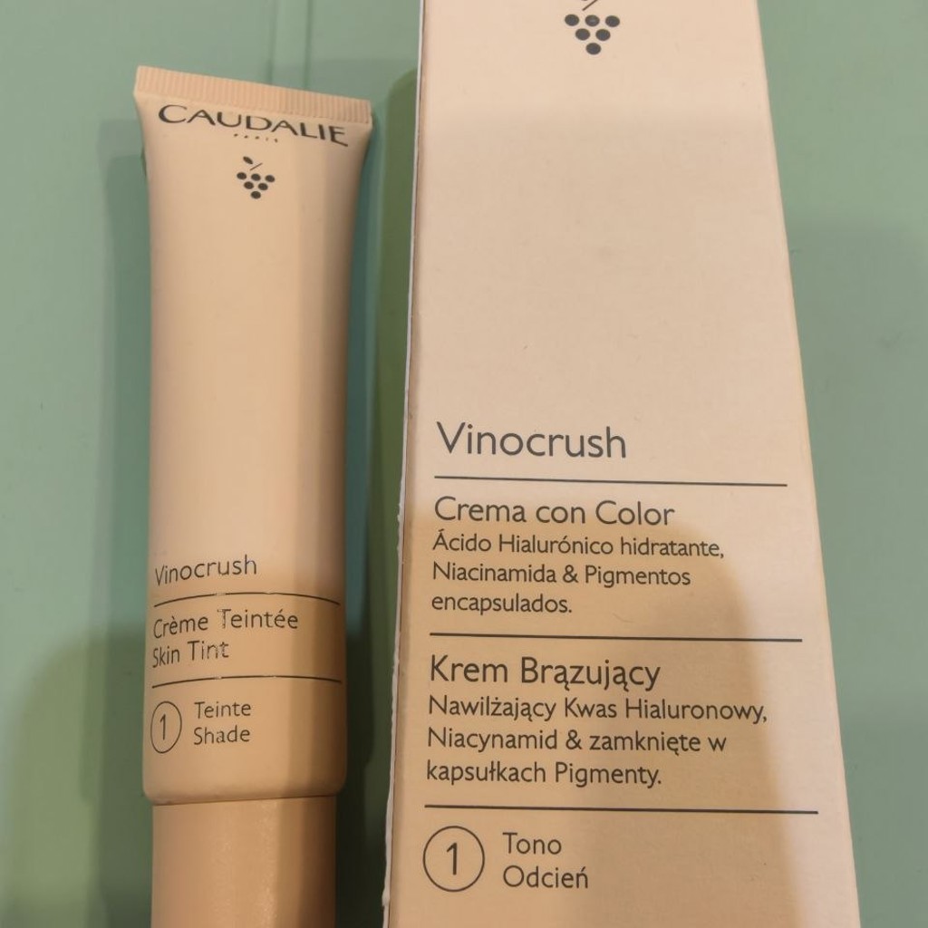 Тональный крем Caudalie