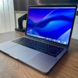 MacBook Pro 2017 - фото 2
