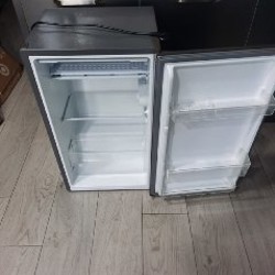 Холодильник Hisense RS12DR - фото 2