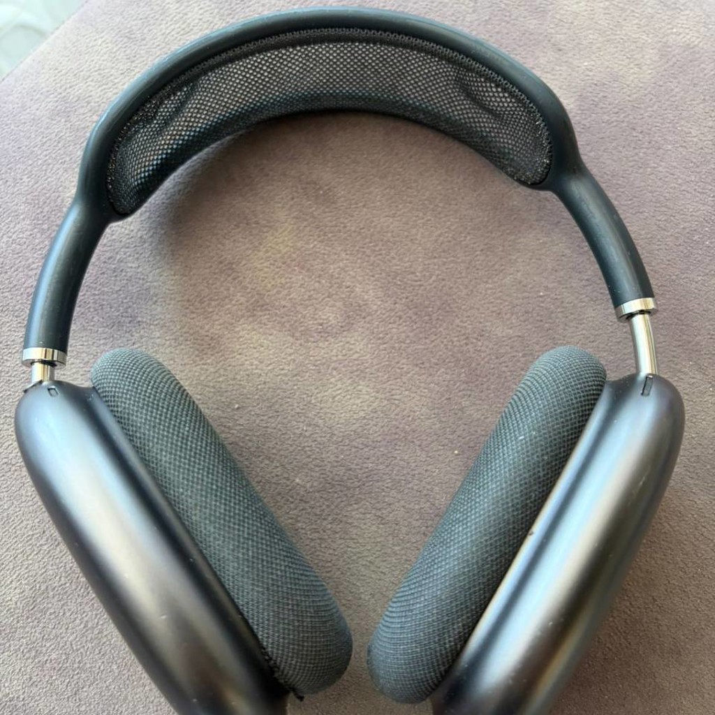 AirPods Max
