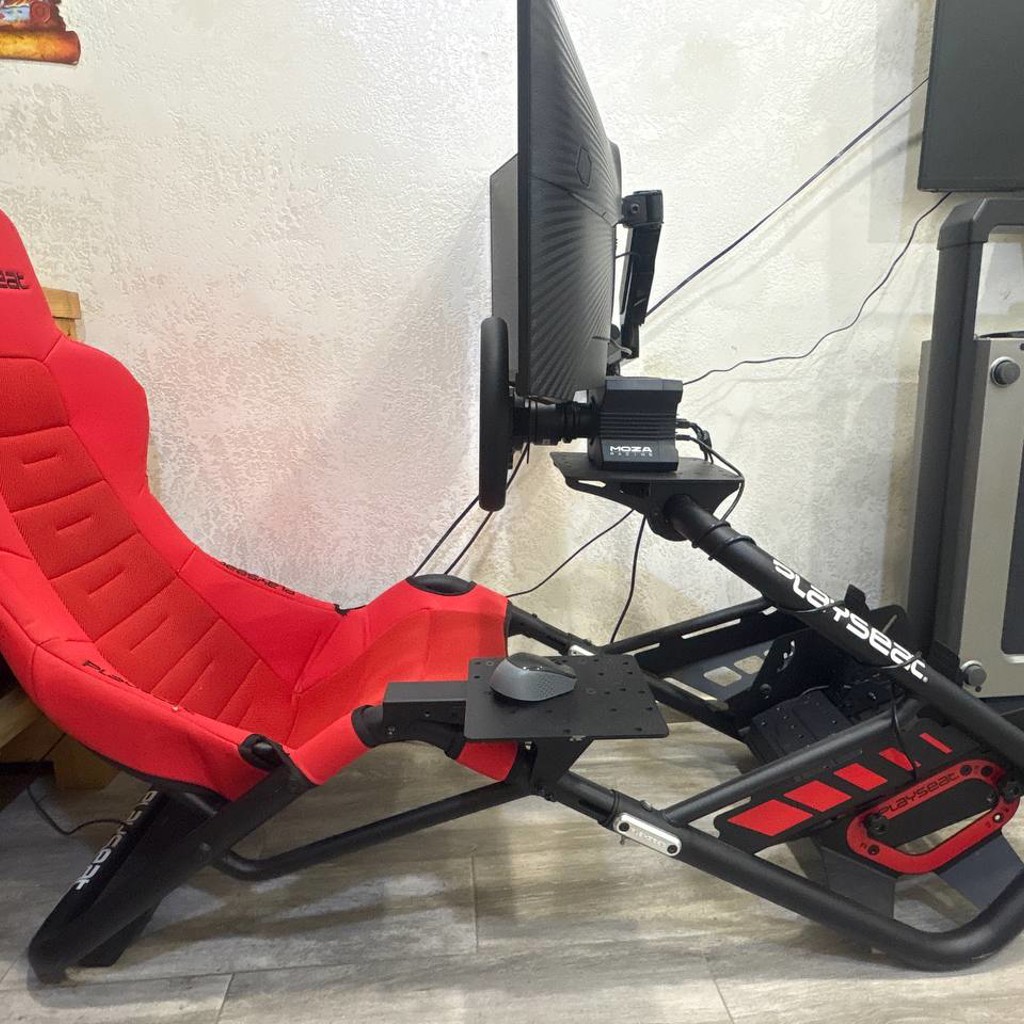 Кокпит Playseat Trophy