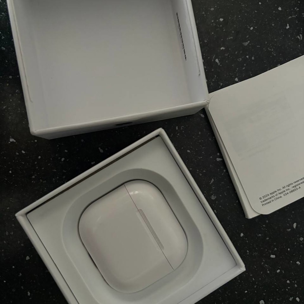 Air Pods 4 ANC