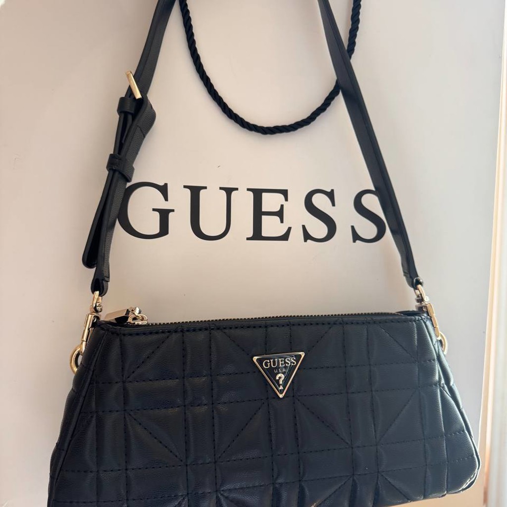 Сумка Guess