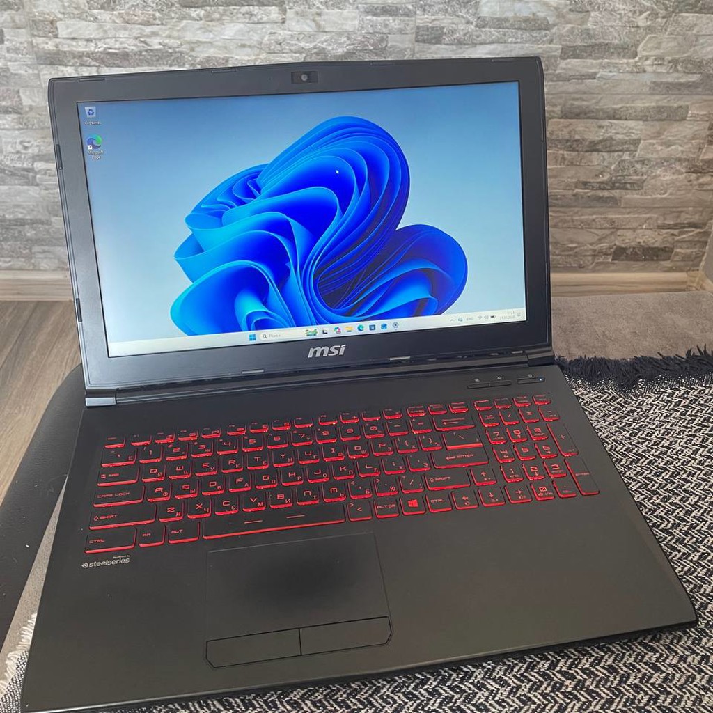 MSI GL62MVR 7RFX Gaming