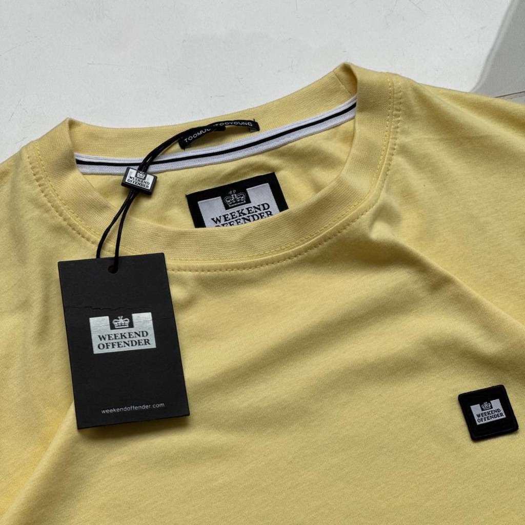 Футболка Weekend Offender