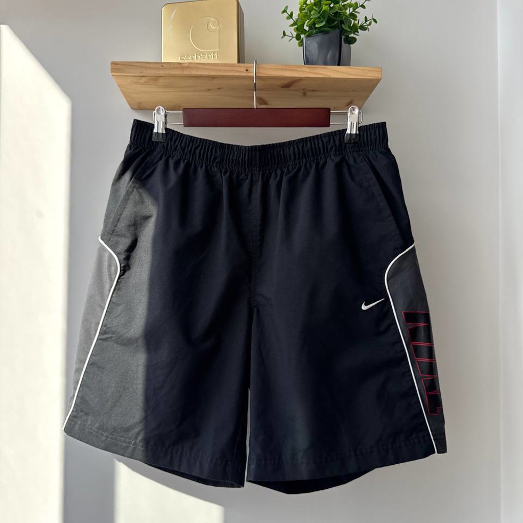 Шорты Nike