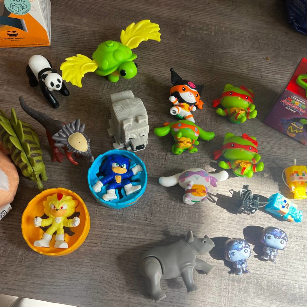 Игрушки Kinder Joy