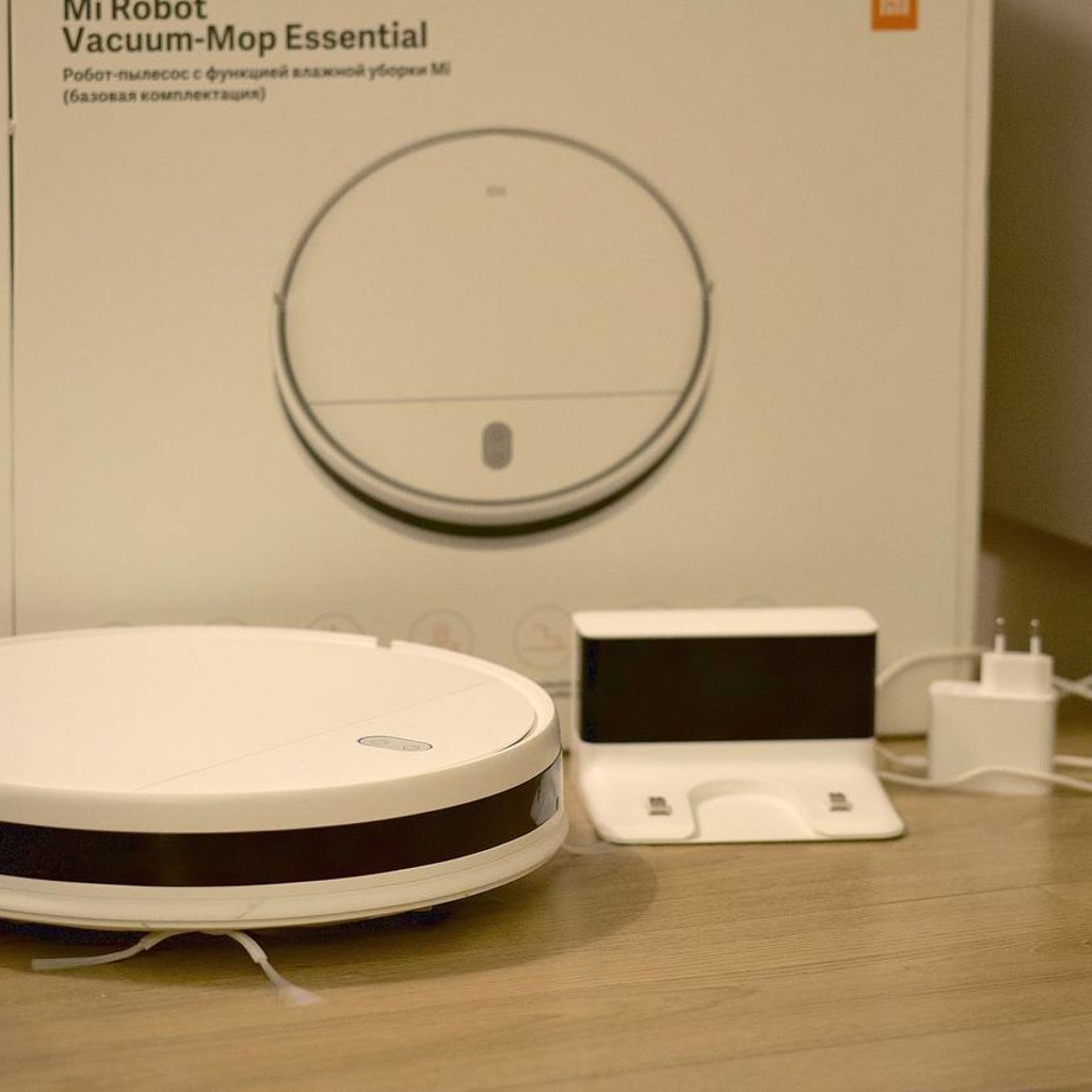 Xiaomi Mi Robot Vacuum-Mop Essential