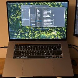 MacBook Pro 16' (2019) Space Gray - фото 3