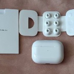 AirPods Pro (2nd generation, USB-C) - фото 4
