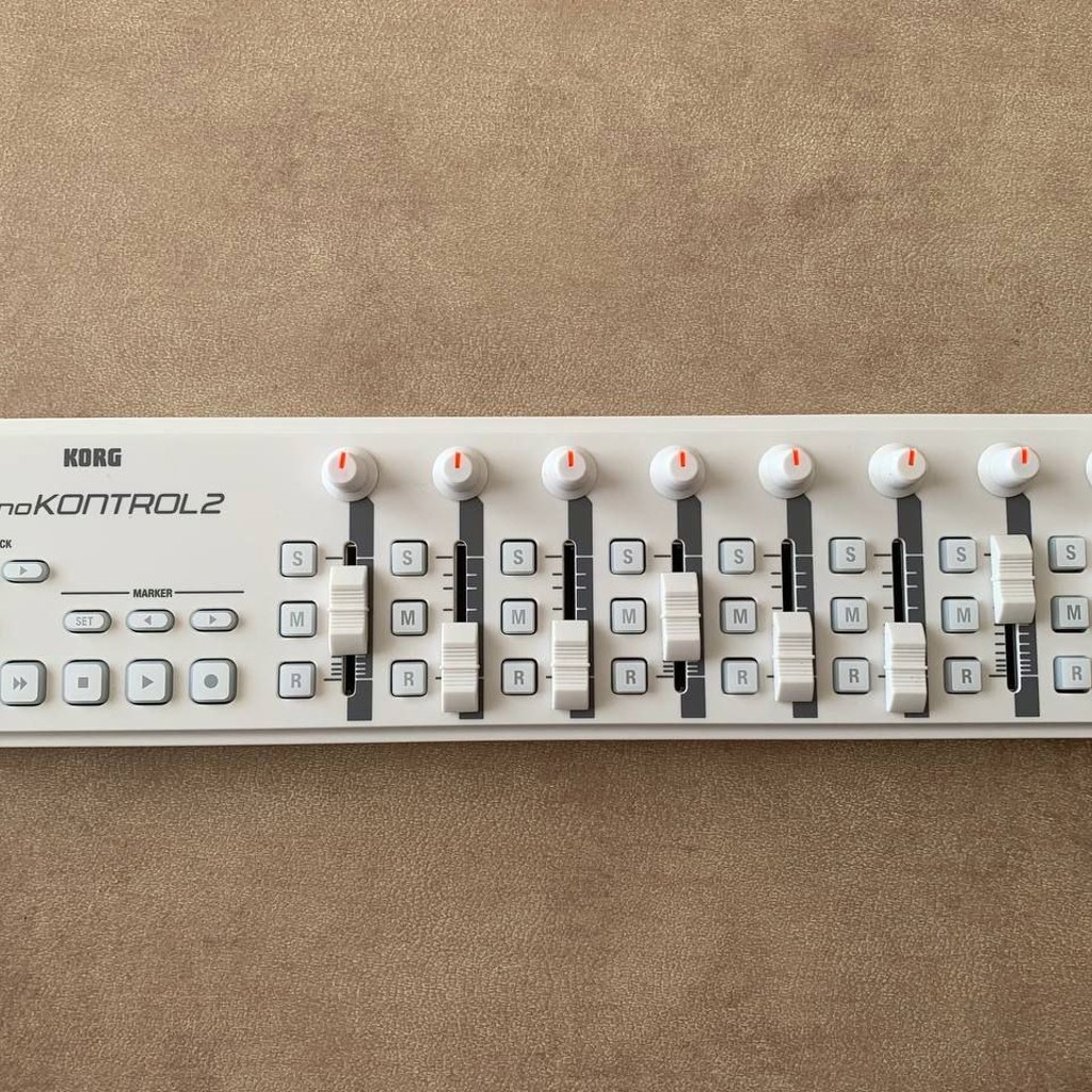 Korg nanoKONTROL2