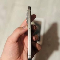 IPhone 15 Pro - фото 4