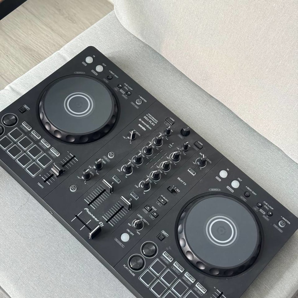 Диджейский руль DDJ 200