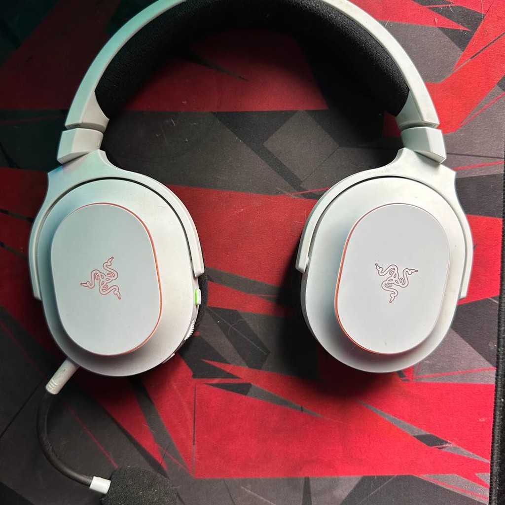 Razer Barracuda X Chroma
