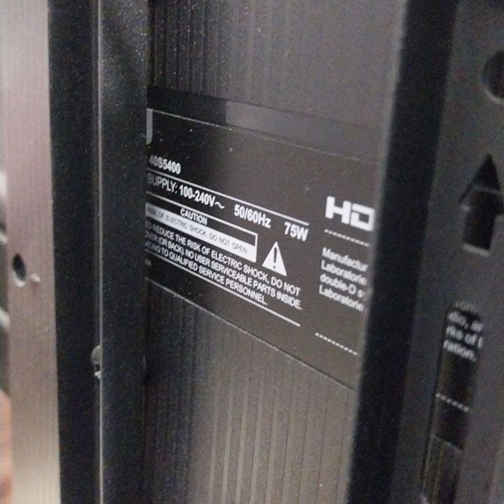 Телевизор TCL