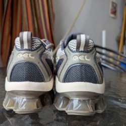 Женские кроссовки ASICS GEL-QUANTUM KINETIC - фото 4