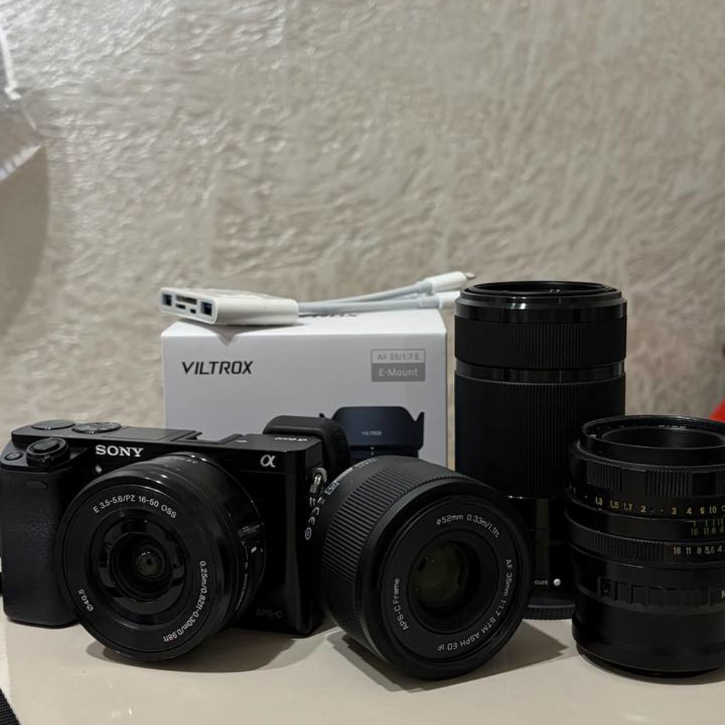 Sony A6000