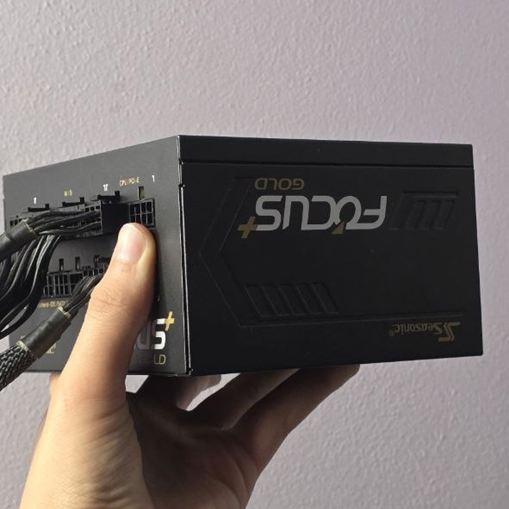 Блок питания SeaSonic 650W