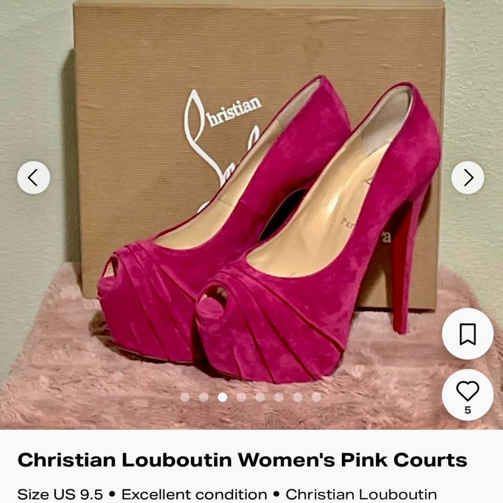 Розовые женские туфли Christian Louboutin