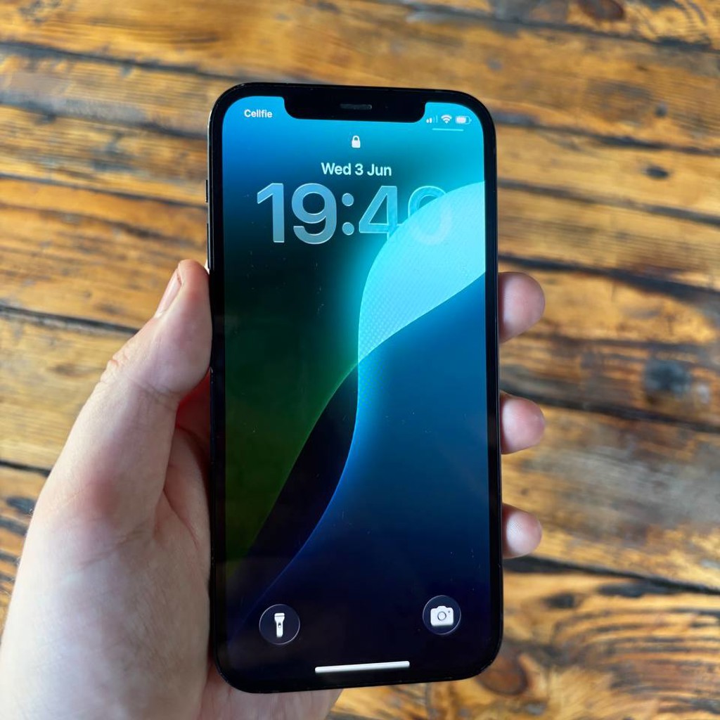 IPhone 12