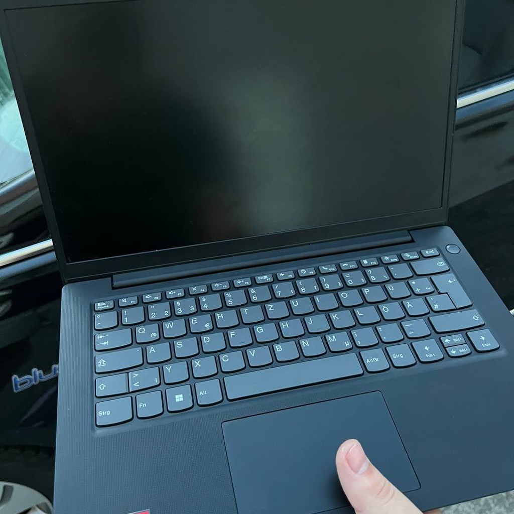 Lenovo V14G4