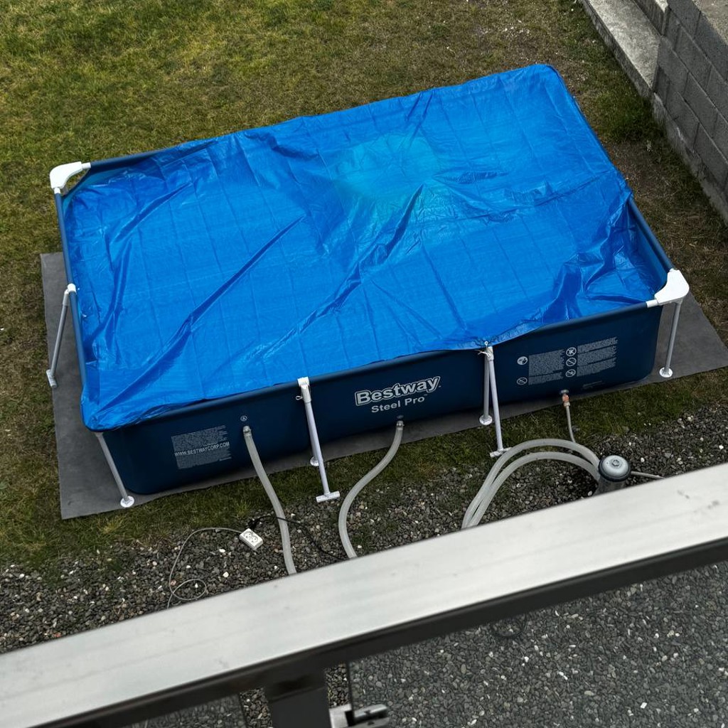 Бассейн Intex