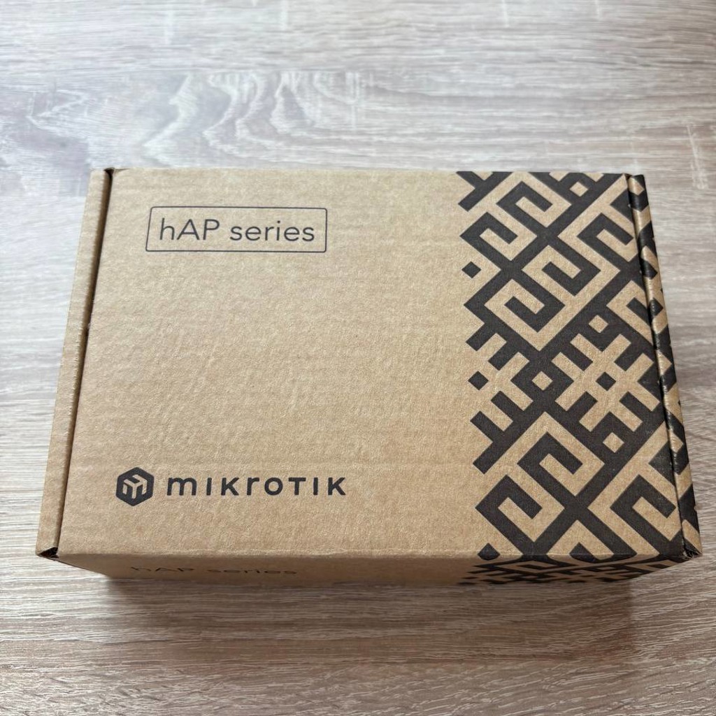 Маршрутизатор MikroTik hAP ax lite LTE6