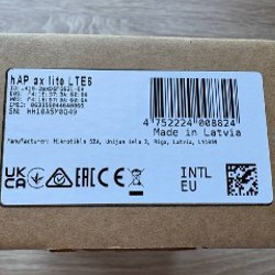 Маршрутизатор MikroTik hAP ax lite LTE6 - фото 2