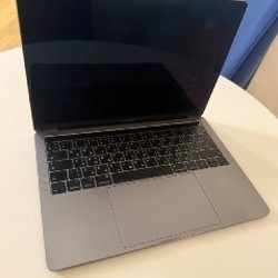 MacBook Pro 13-inch (2018) - фото 2