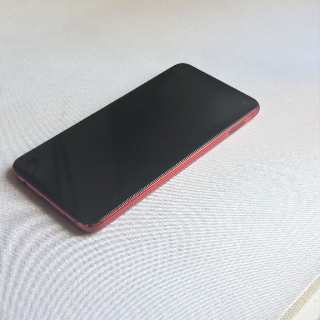 Samsung S10e
