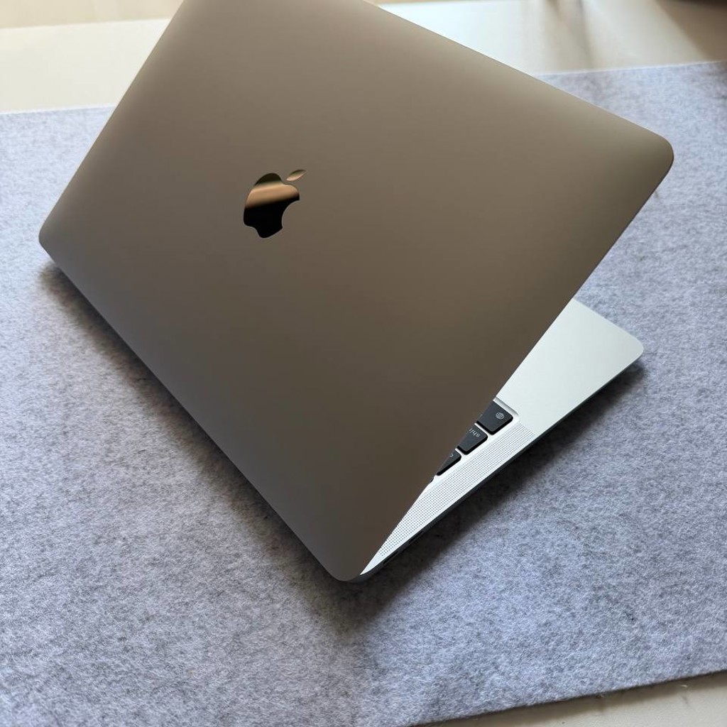 Ноутбук Apple MacBook Air M1