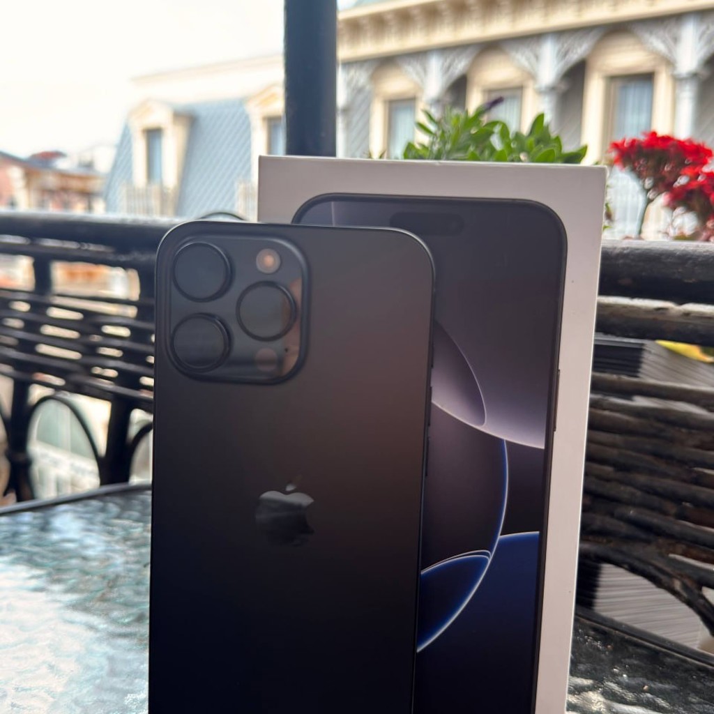 IPhone 16 Pro Max