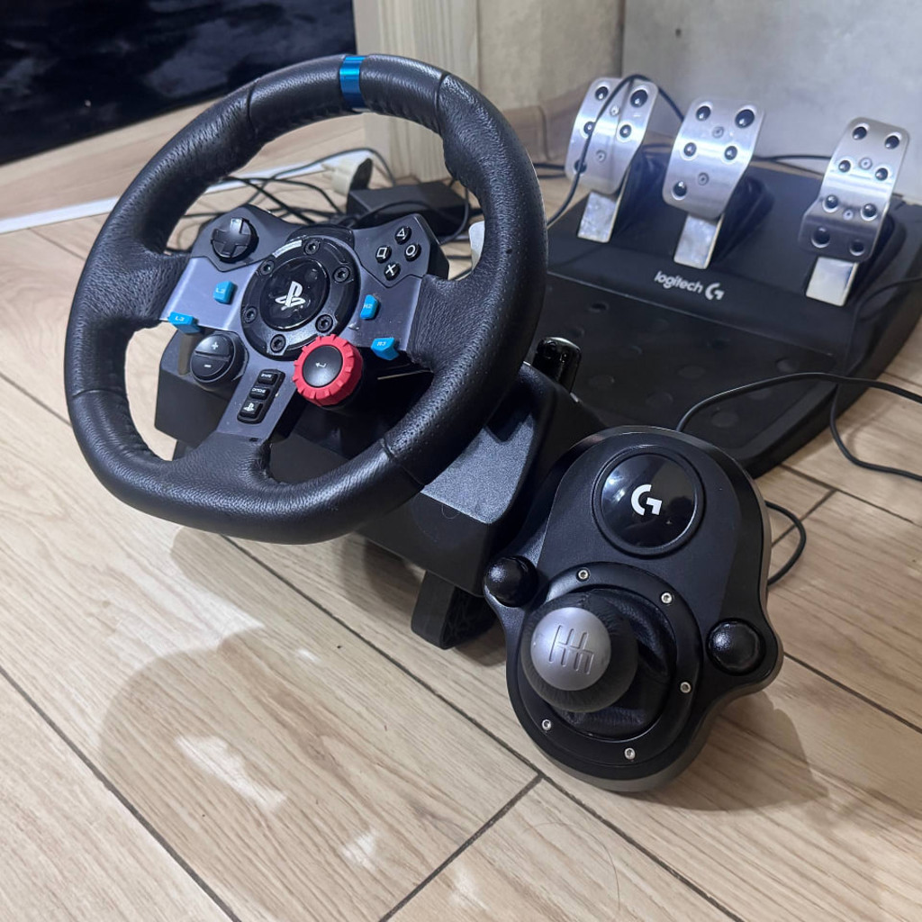 Игровой руль Logitech G29