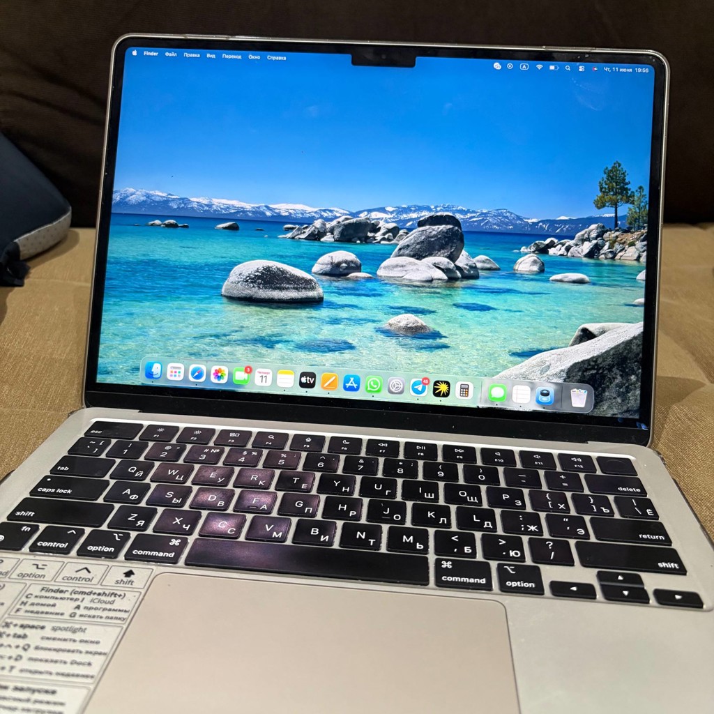 MacBook Air M2 13.6” (2022)