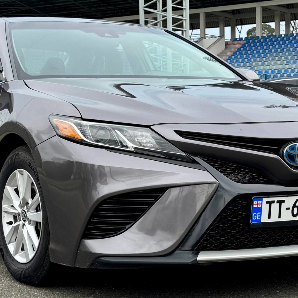 TOYOTA CAMRY 70 HYBRID